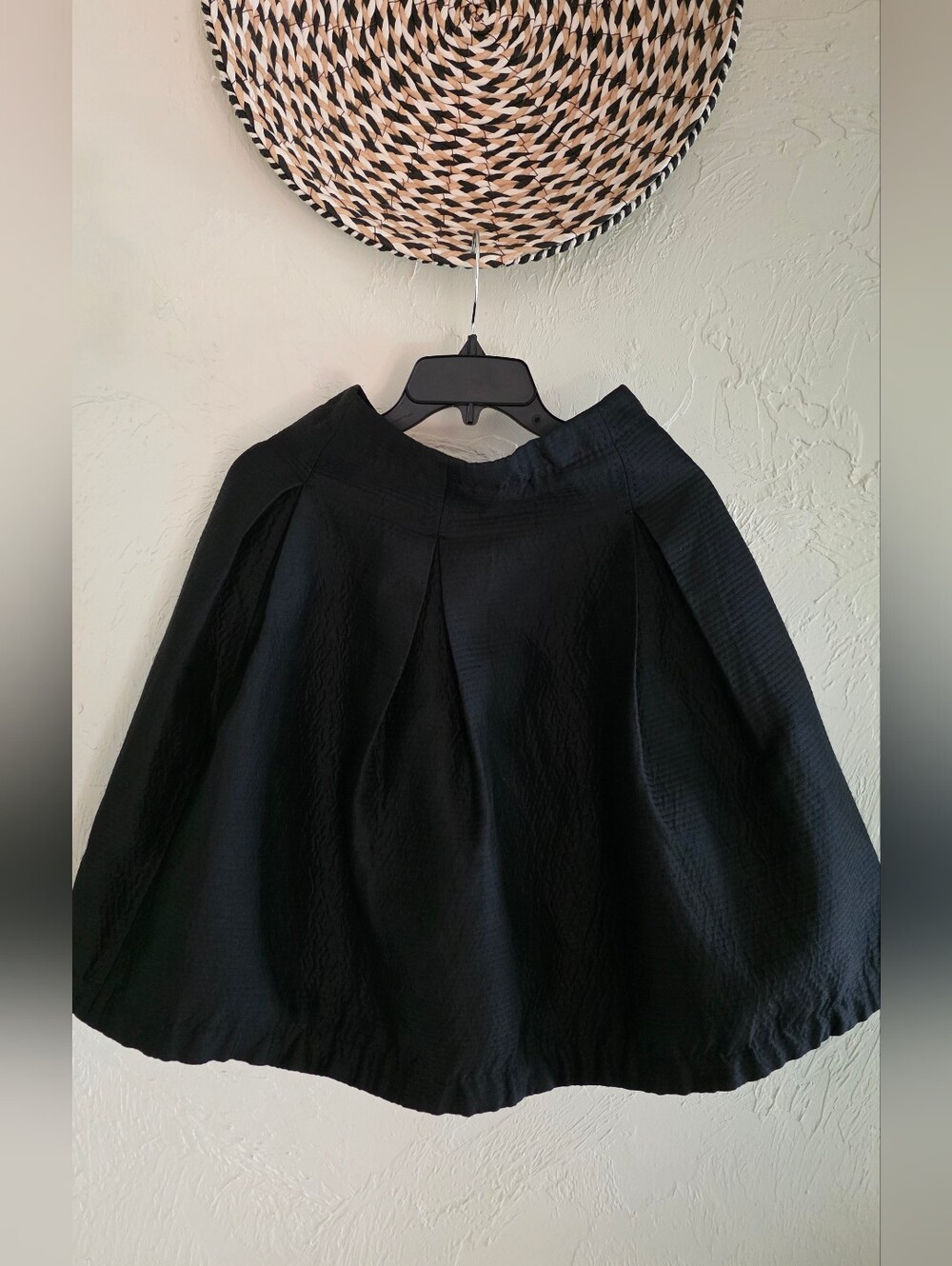 Leon Max Limited Edition Structired Heavy Box Pleats Skirt